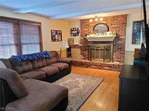 345 Hamilton Cir, Elyria, OH 44035 photo 10