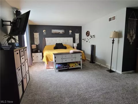 345 Hamilton Cir, Elyria, OH 44035 photo 23