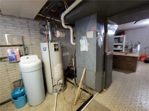 345 Hamilton Cir, Elyria, OH 44035 photo 32
