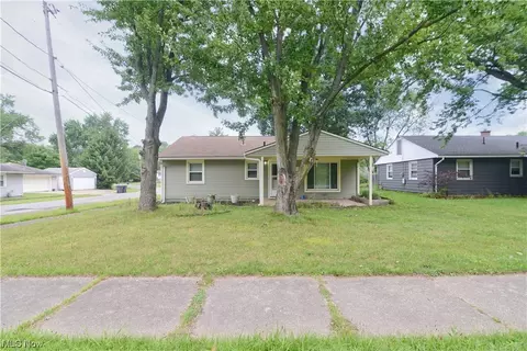 600 Mosier Rd, Girard, OH 44420