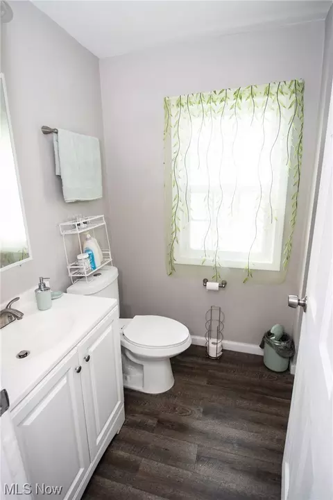 256 E 210th St, Euclid, OH 44123 photo 8