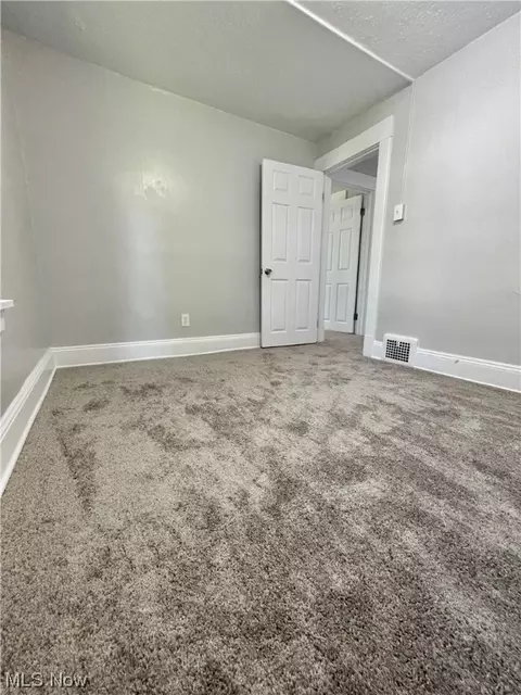 2370 3rd St SE, Canton, OH 44707 photo 13