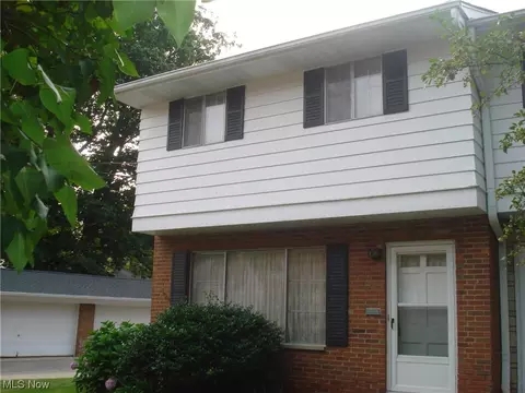 27651 Lake Shore Blvd #1F, Euclid, OH 44132