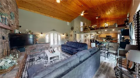 7686 Maple St, Kirtland, OH 44094 photo 12