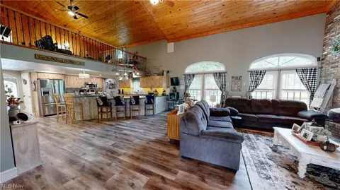 7686 Maple St, Kirtland, OH 44094 photo 11