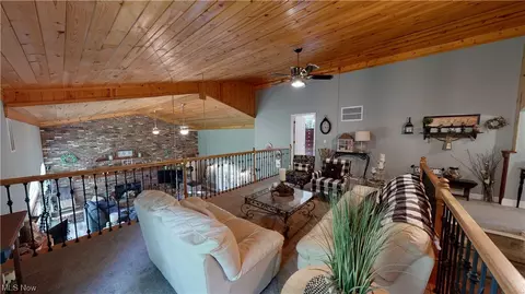 7686 Maple St, Kirtland, OH 44094 photo 18