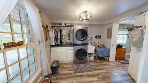7686 Maple St, Kirtland, OH 44094 photo 14