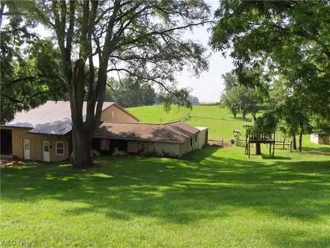 2110 Scheid Rd, Huron, OH 44839 photo 2