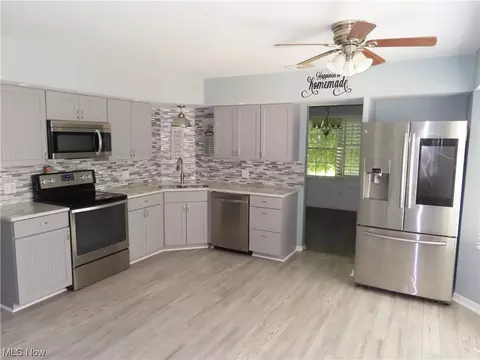 2110 Scheid Rd, Huron, OH 44839 photo 4