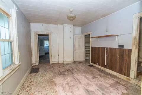 25 Reed St, Struthers, OH 44471 photo 5
