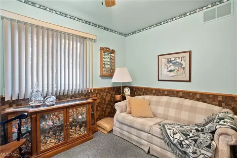 7985 Selwick Dr, Parma, OH 44129 photo 16