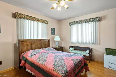 7985 Selwick Dr, Parma, OH 44129 photo 20