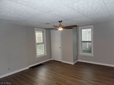 691 John St, Coshocton, OH 43812 photo 8