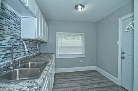 5571 Dalewood Ave, Maple Heights, OH 44137 photo 7