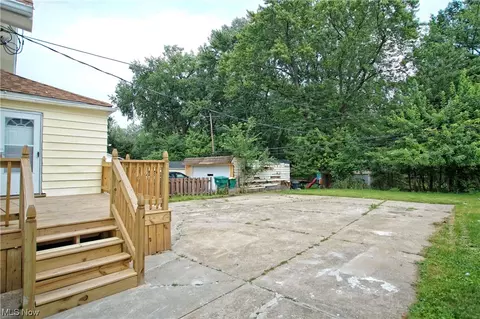 5571 Dalewood Ave, Maple Heights, OH 44137 photo 5