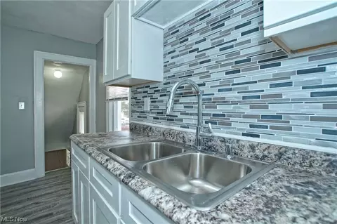 5571 Dalewood Ave, Maple Heights, OH 44137 photo 10