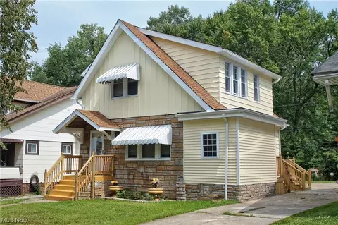 5571 Dalewood Ave, Maple Heights, OH 44137 photo 3