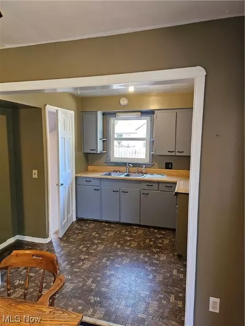 208 Fullerton Rd, Elyria, OH 44035 photo 10