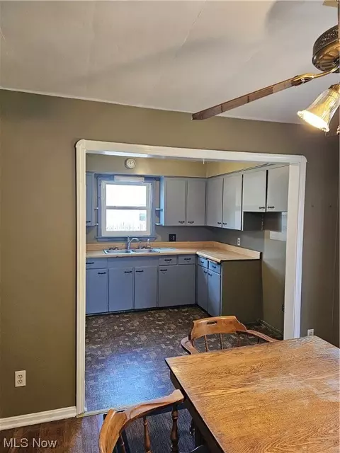 208 Fullerton Rd, Elyria, OH 44035 photo 11