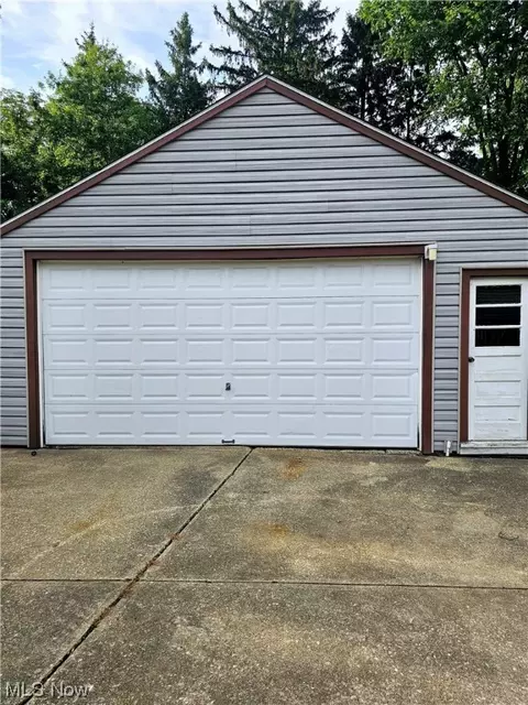 208 Fullerton Rd, Elyria, OH 44035 photo 29