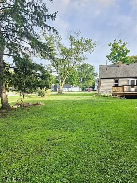 208 Fullerton Rd, Elyria, OH 44035 photo 32
