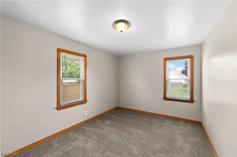 6302 Pelham Dr, Parma, OH 44129 photo 17