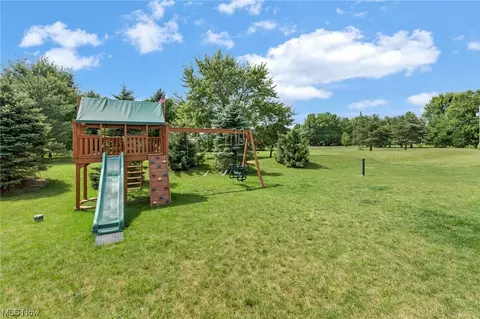 825 Robinson Dr, Lagrange, OH 44050 photo 28