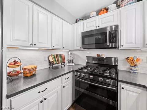 1370 Wilson Ln, Copley, OH 44321 photo 13
