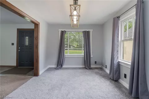 686 N 12th St, Sebring, OH 44672 photo 13