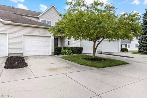 104 Meander Ln, Elyria, OH 44035 photo 29