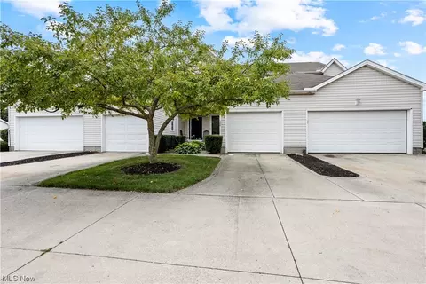 104 Meander Ln, Elyria, OH 44035 photo 1