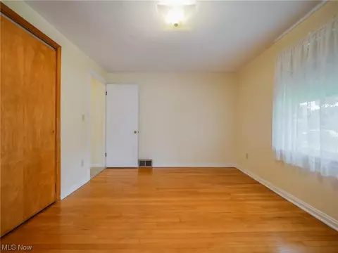 2531 S Jefferson Blvd, Lorain, OH 44052 photo 13