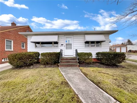 6291 State Rd, Parma, OH 44134