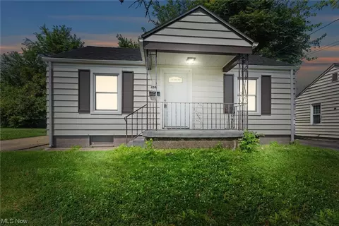 434 N Hazelwood Ave, Youngstown, OH 44509
