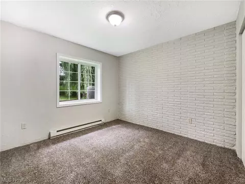 112 Brace Ave, Elyria, OH 44035 photo 17