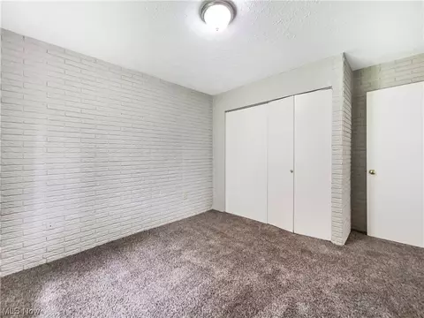 112 Brace Ave, Elyria, OH 44035 photo 18