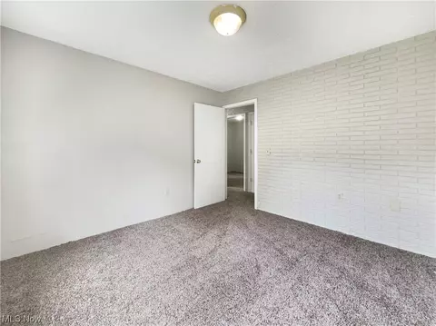 112 Brace Ave, Elyria, OH 44035 photo 23