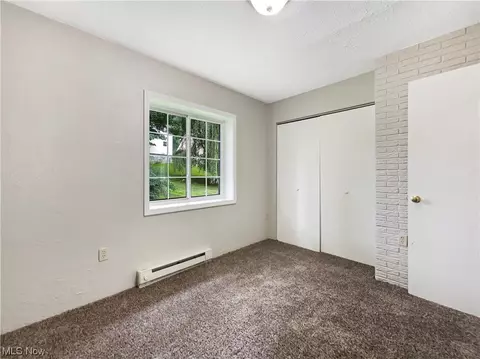 112 Brace Ave, Elyria, OH 44035 photo 14
