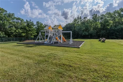 5583 Summit Oval #B, Parma, OH 44134 photo 29