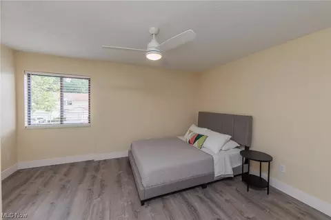 5583 Summit Oval #B, Parma, OH 44134 photo 13