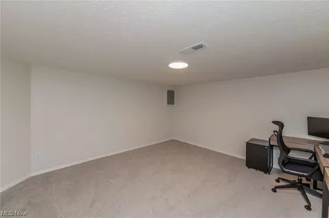 5583 Summit Oval #B, Parma, OH 44134 photo 19