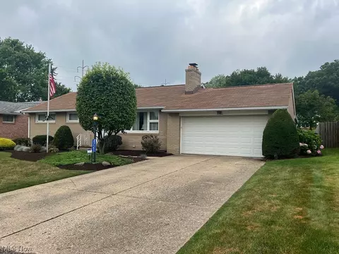 4721 4th St NW, Canton, OH 44708 photo 2