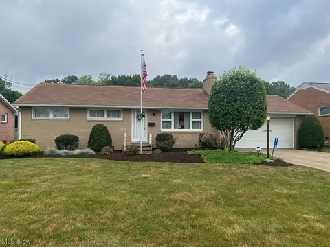 4721 4th St NW, Canton, OH 44708 photo 4
