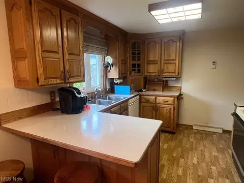 4721 4th St NW, Canton, OH 44708 photo 10