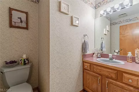 125 Nottingham Dr, Elyria, OH 44035 photo 18