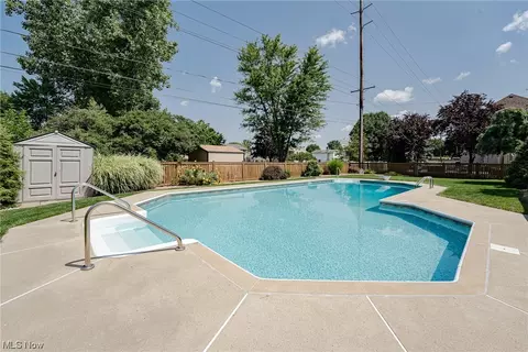 125 Nottingham Dr, Elyria, OH 44035 photo 34