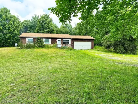 3640 Us Route 422 Rd NW, Southington, OH 44470