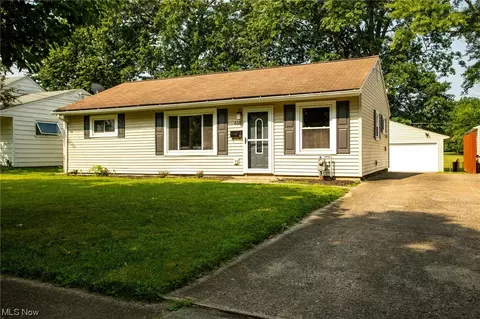 610 Penfield Ave, Elyria, OH 44035 photo 1