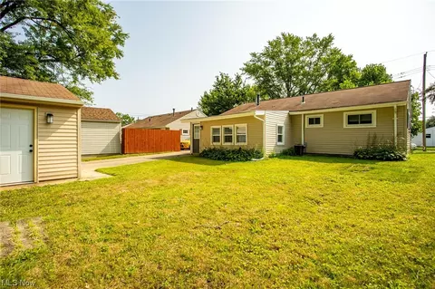 610 Penfield Ave, Elyria, OH 44035 photo 31