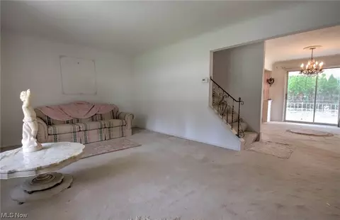 1661 Rush Rd, Wickliffe, OH 44092 photo 3